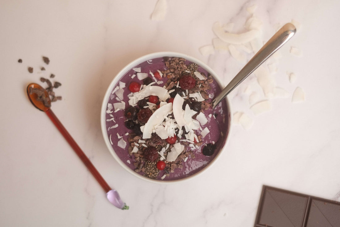 Red Superfood Smoothie Bowl